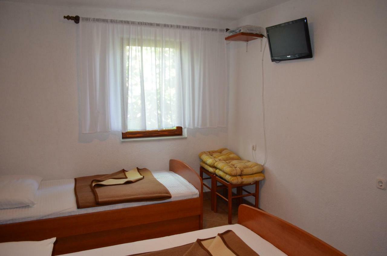 Holiday Home Garina Draga Bascanska ภายนอก รูปภาพ